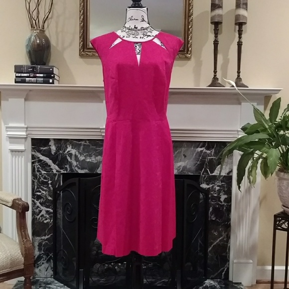 Adrianna Papell Dresses & Skirts - 💙🖤Adrianna Papell Dress🐾